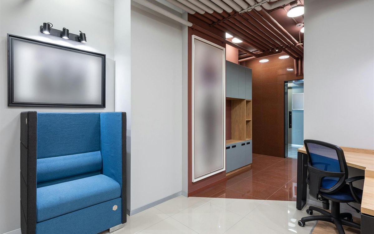 Headquarters Workplace and Executive Floor Layout Review